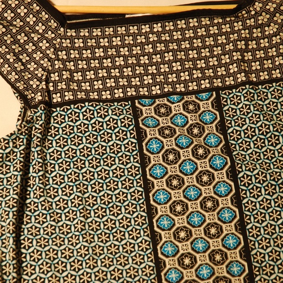 Simple Shift Geometric Dress - Picture 6 of 8